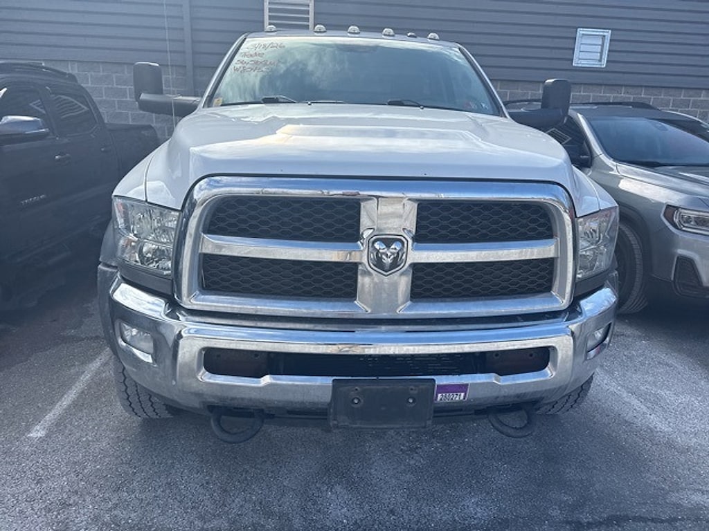 Used 2018 Ram 5500 Chassis Tradesman/SLT Truck Regular Cab