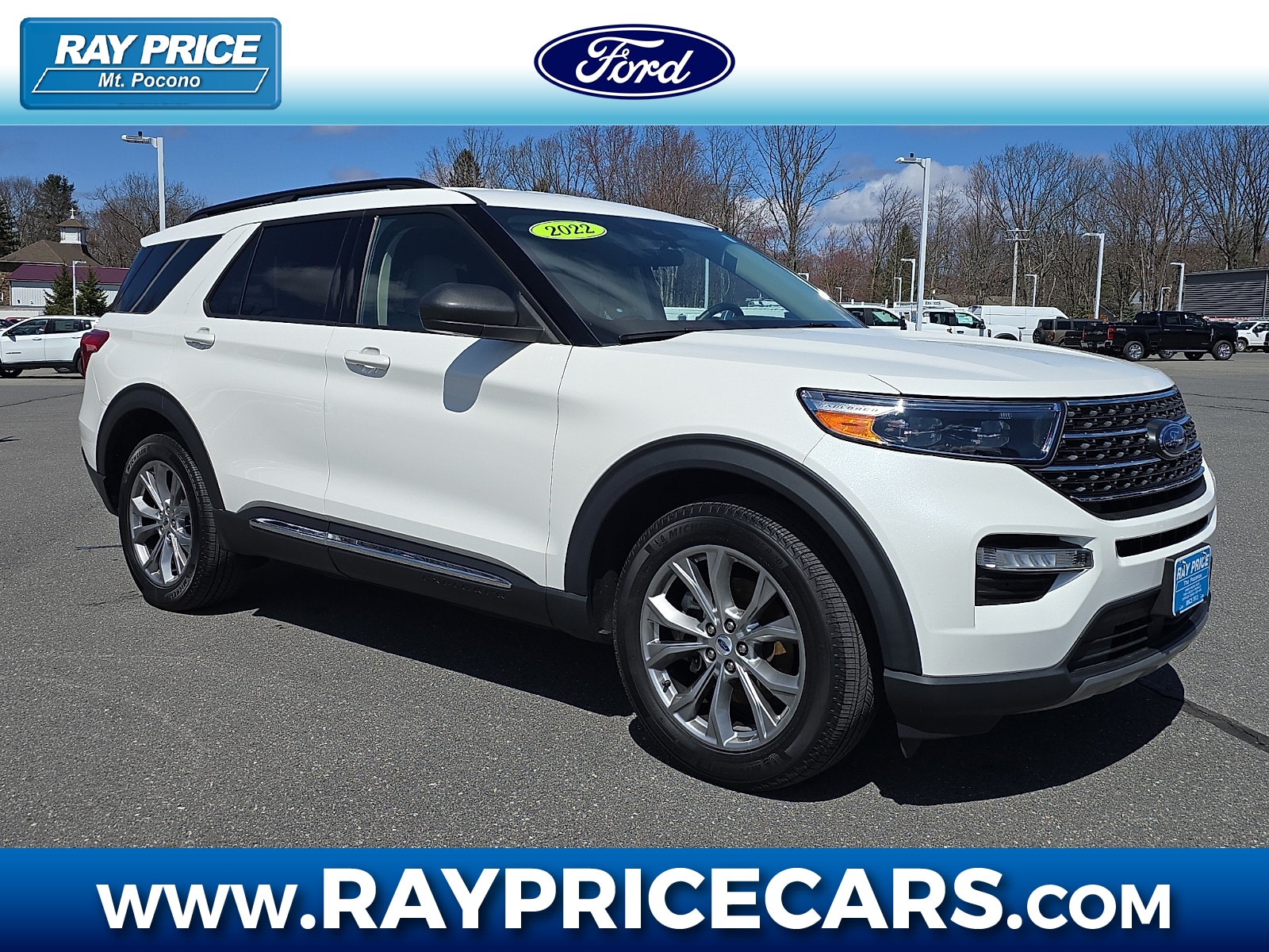 2022 Ford Explorer XLT 4WD's photo