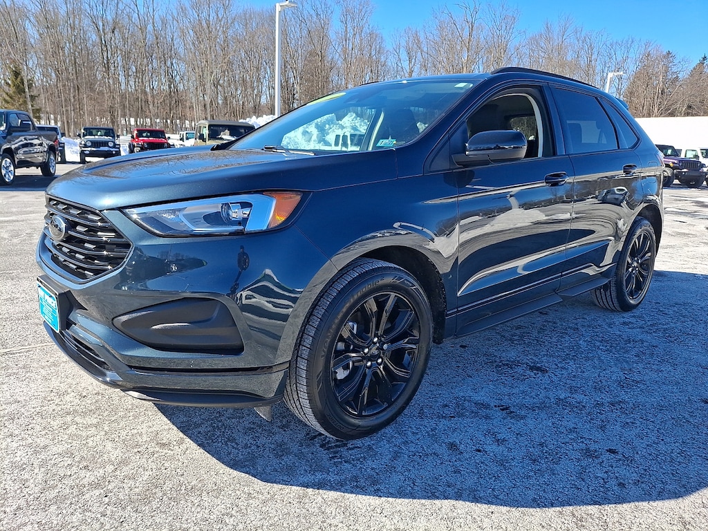 Certified 2022 Ford Edge SE SUV