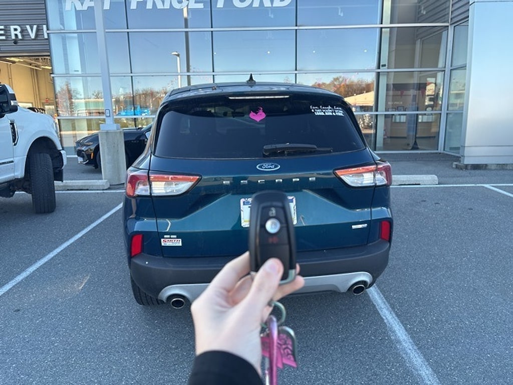 Used 2020 Ford Escape SE SUV