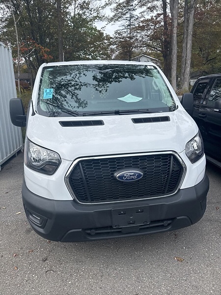 2023 Ford Transit photo 4