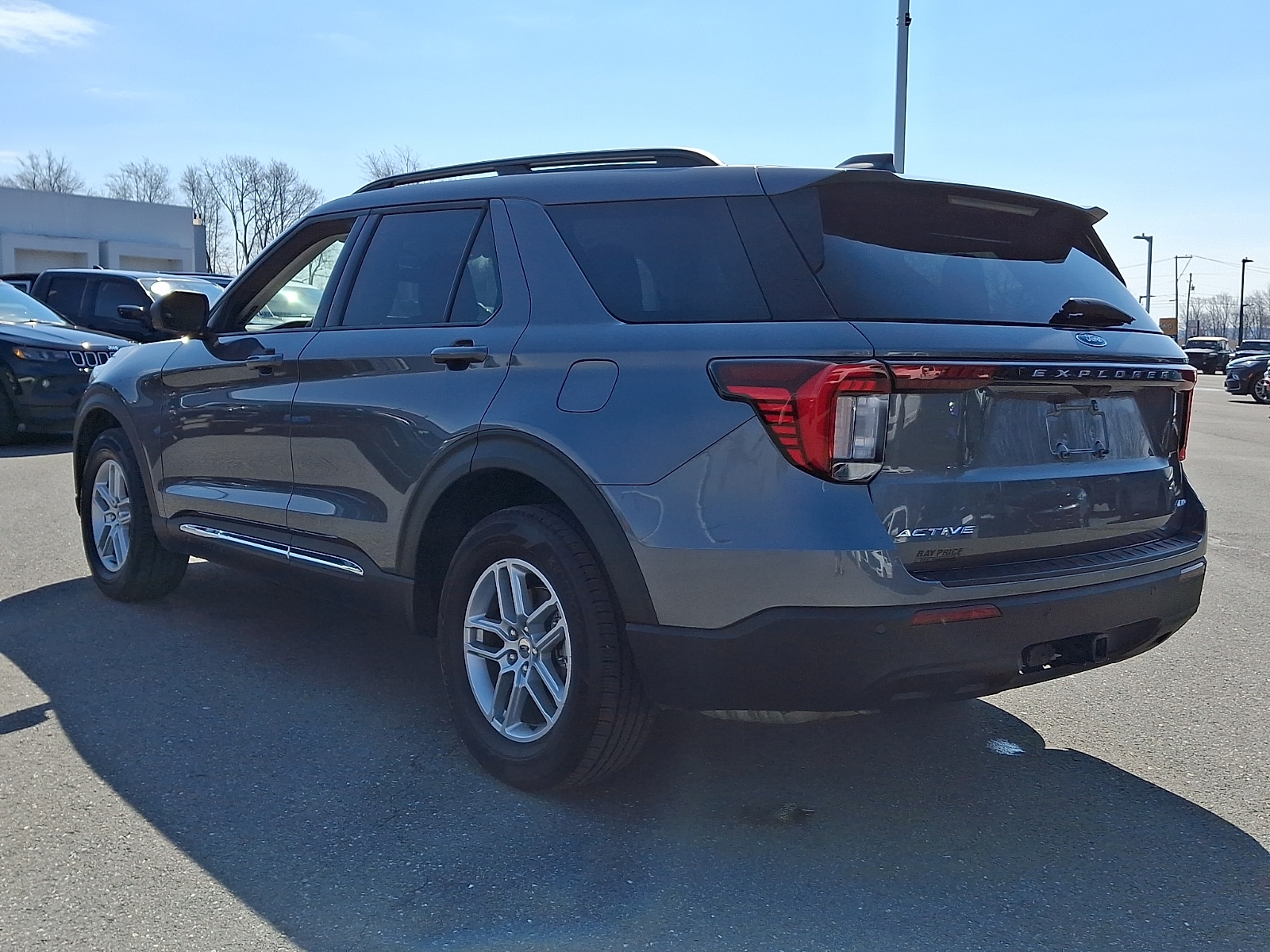2025 Ford Explorer Active - Photo 4