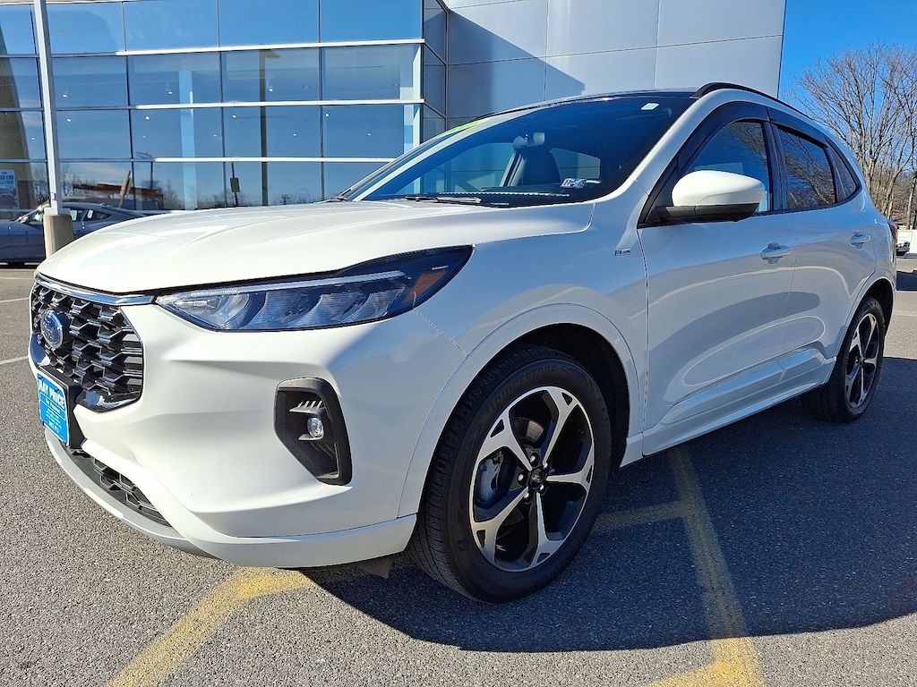 Certified 2023 Ford Escape ST-Line Select SUV