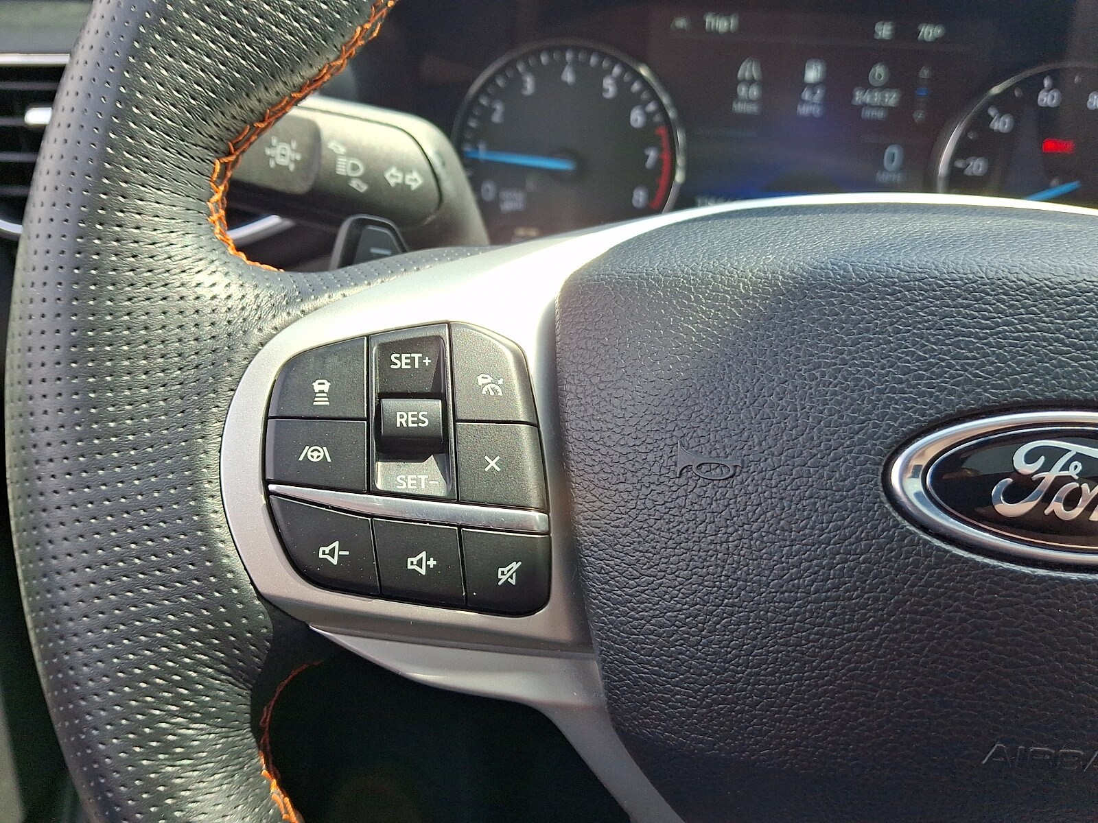 2022 Ford Explorer TIMBERLINE - Photo 22