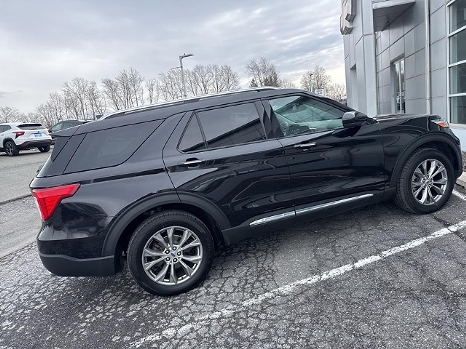 2022 Ford Explorer Limited - Photo 12