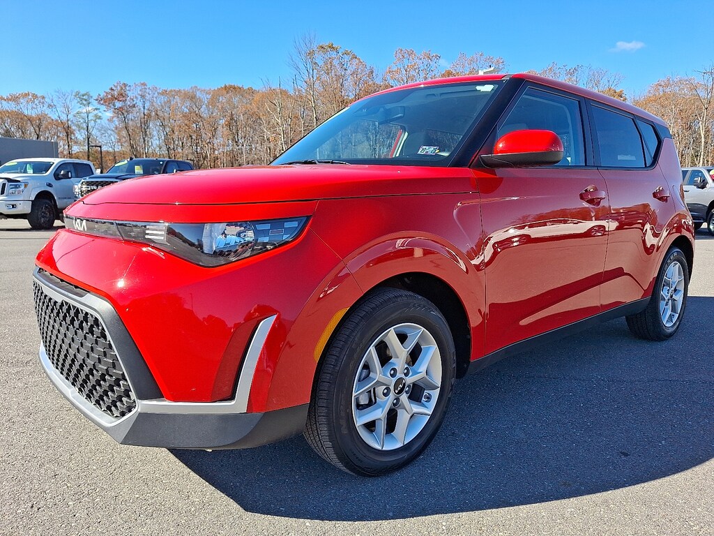 Used 2024 Kia Soul LX Hatchback