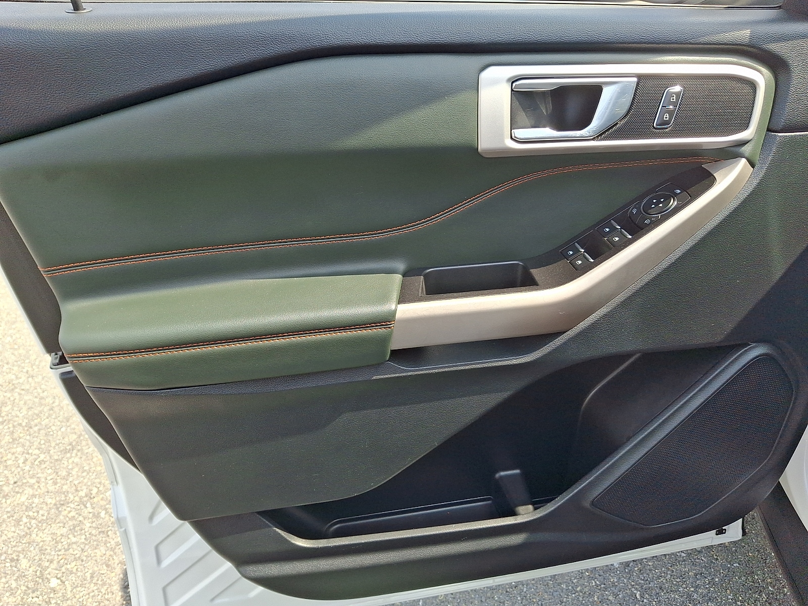 2022 Ford Explorer TIMBERLINE - Photo 12