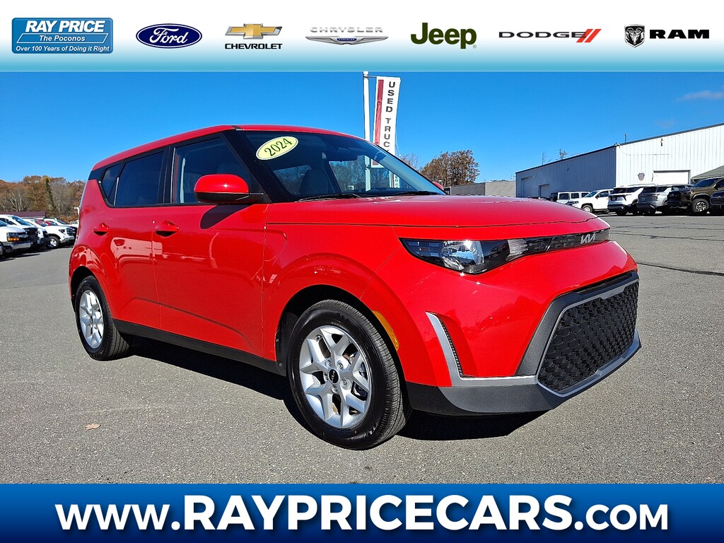 Used 2024 Kia Soul LX Hatchback