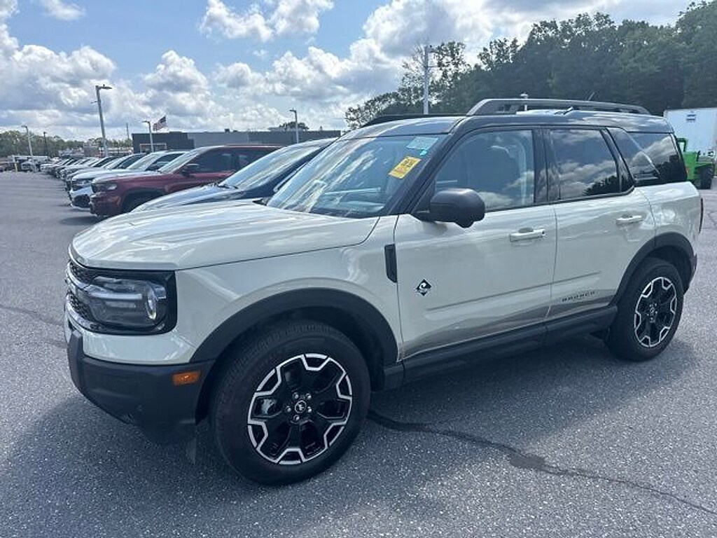 Used 2025 Ford Bronco Sport Outer Banks SUV