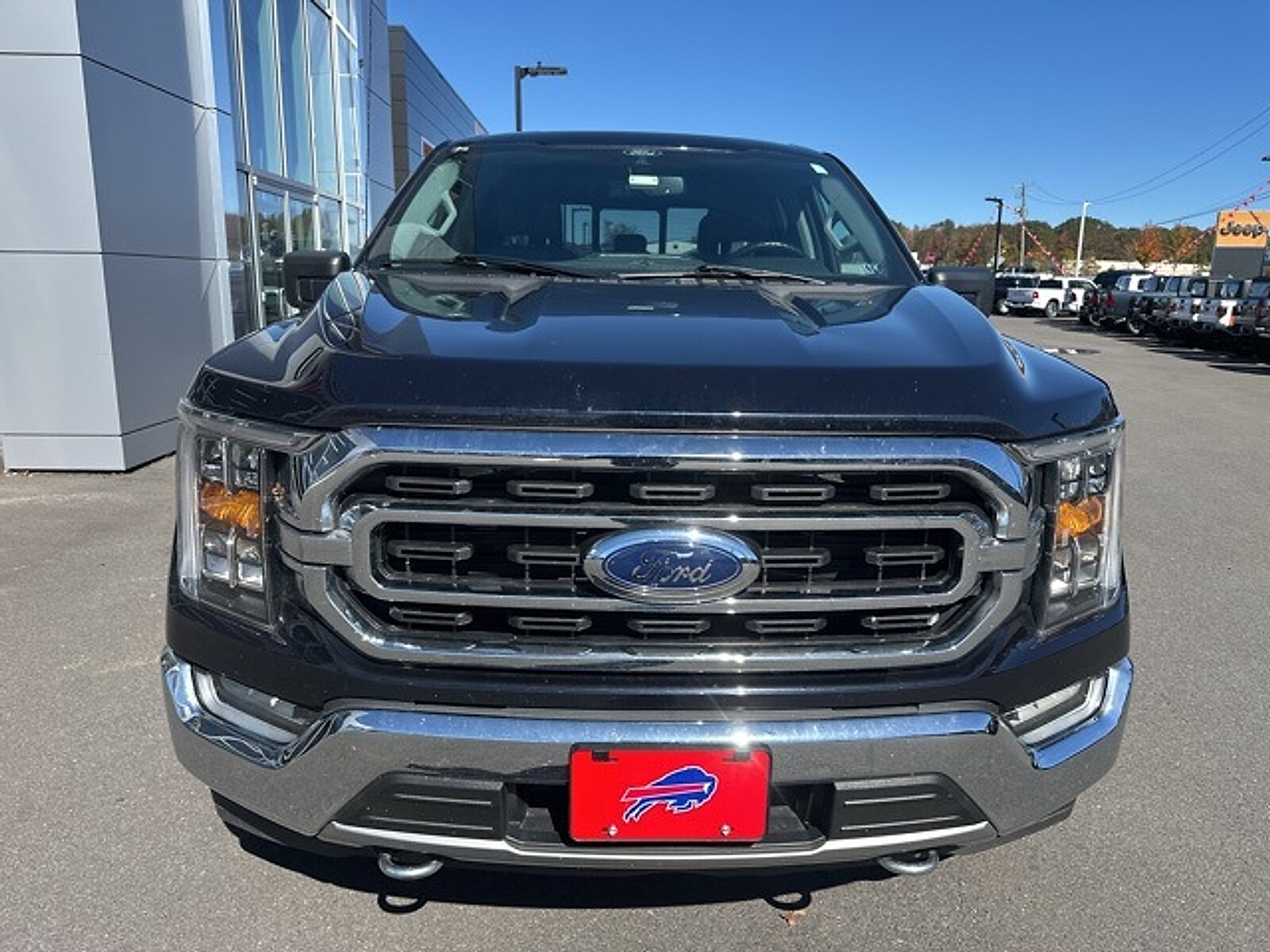 2021 Ford F-150 XLT photo 2