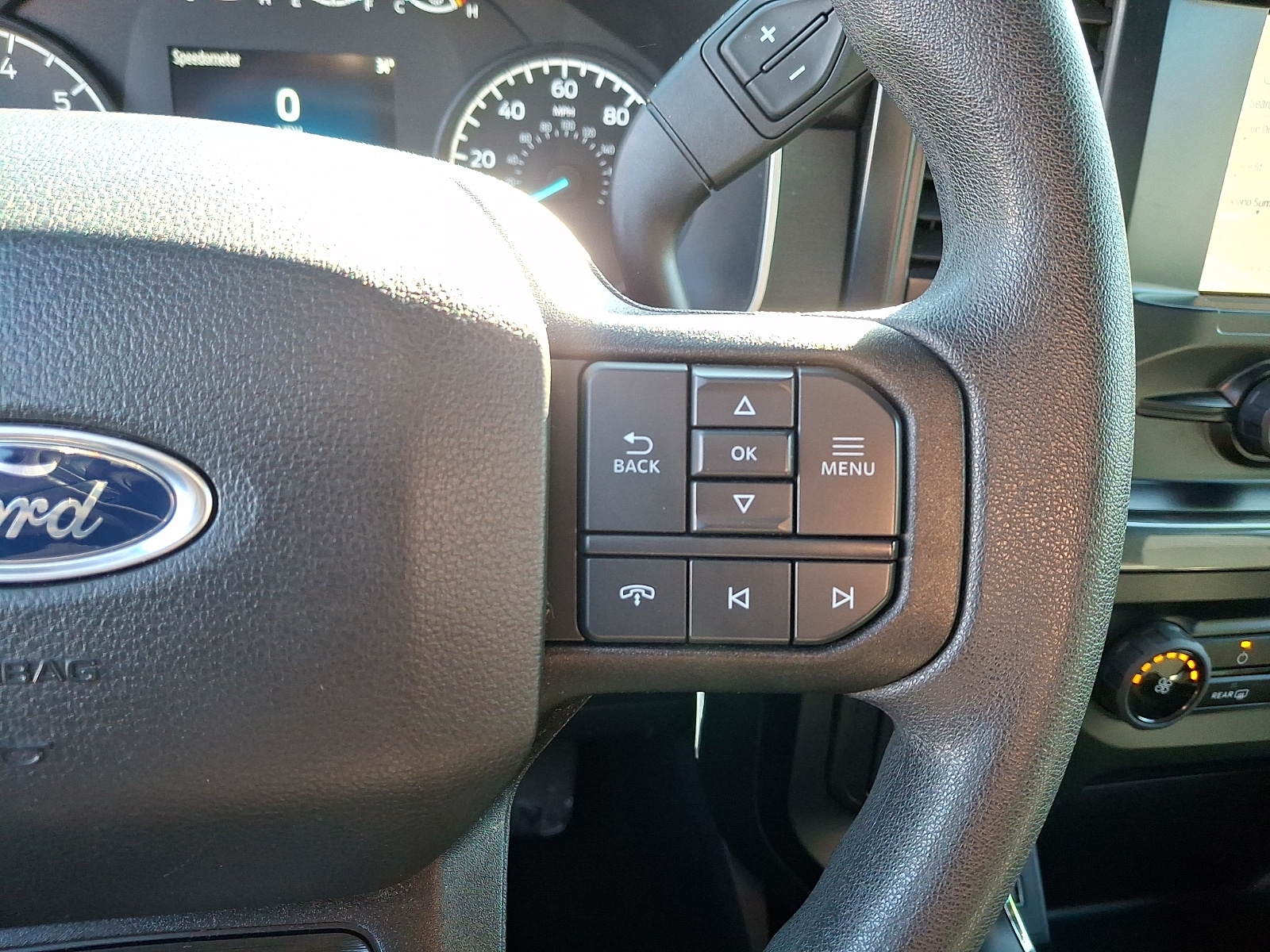 2023 Ford F-150 XL - Photo 22
