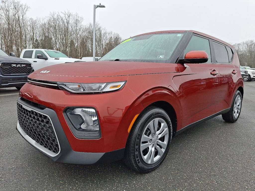 Used 2022 Kia Soul LX Hatchback