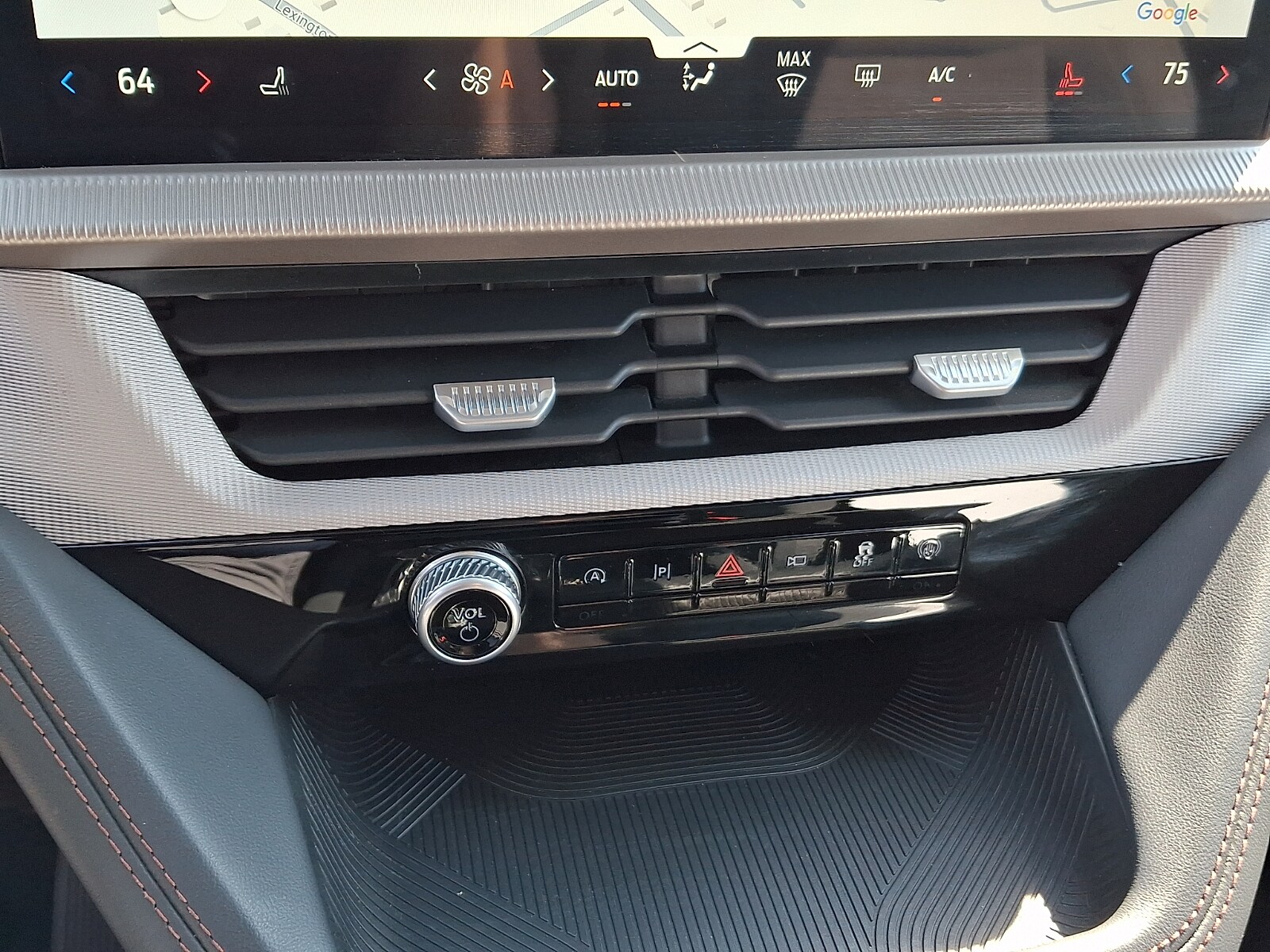 2025 Ford Explorer Active - Photo 16