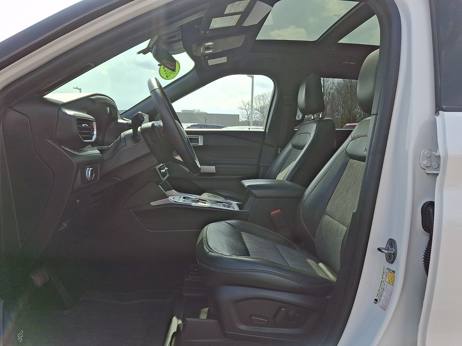 2022 Ford Explorer TIMBERLINE - Photo 13