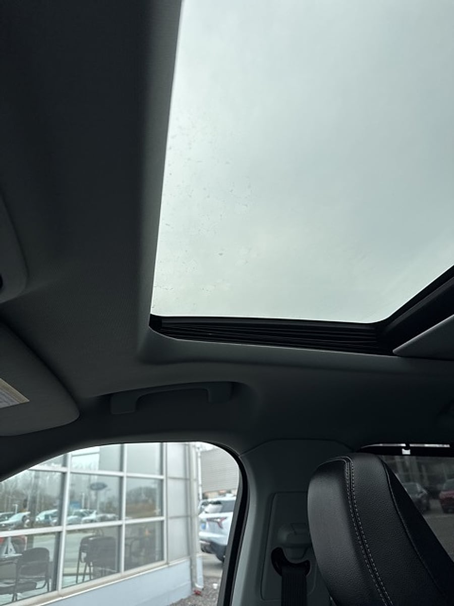 2022 Ford Explorer Limited - Photo 19