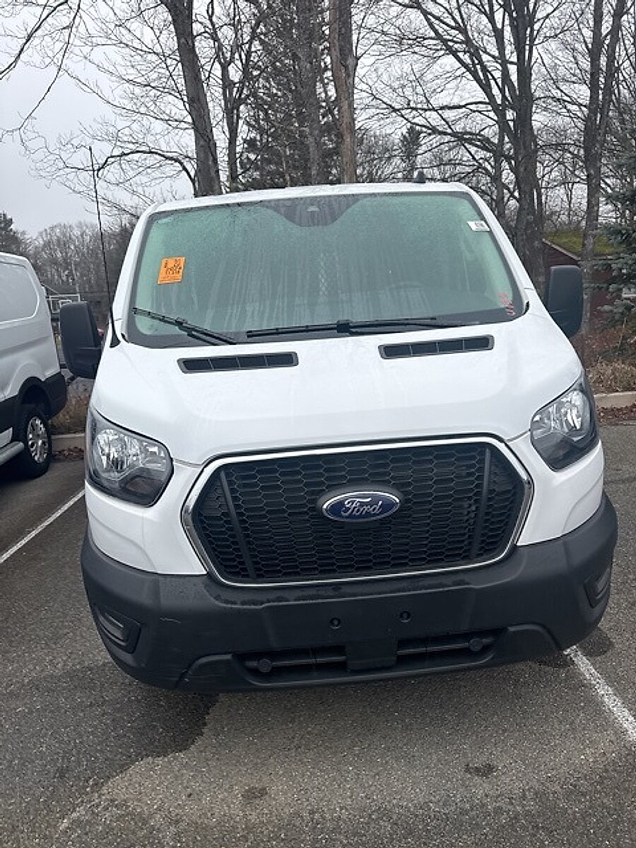 2024 Ford Transit photo 3
