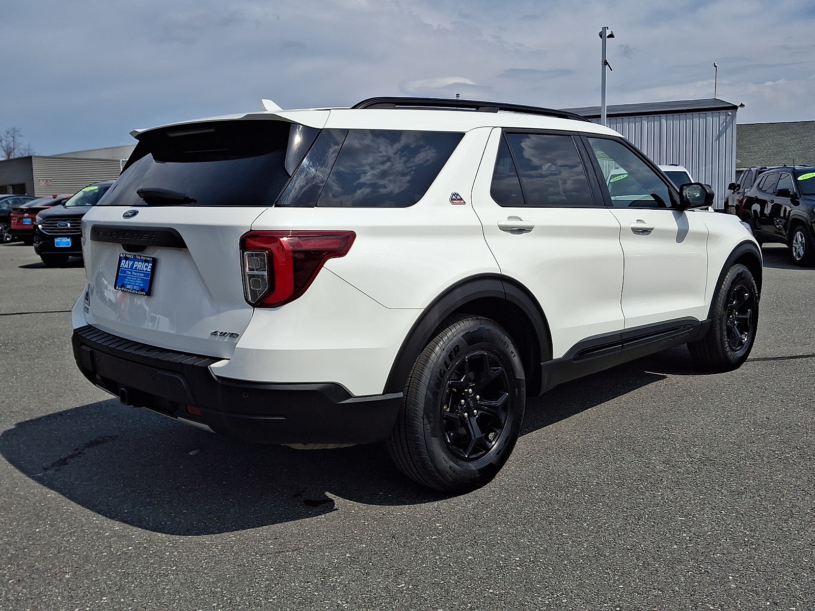 2022 Ford Explorer TIMBERLINE - Photo 6
