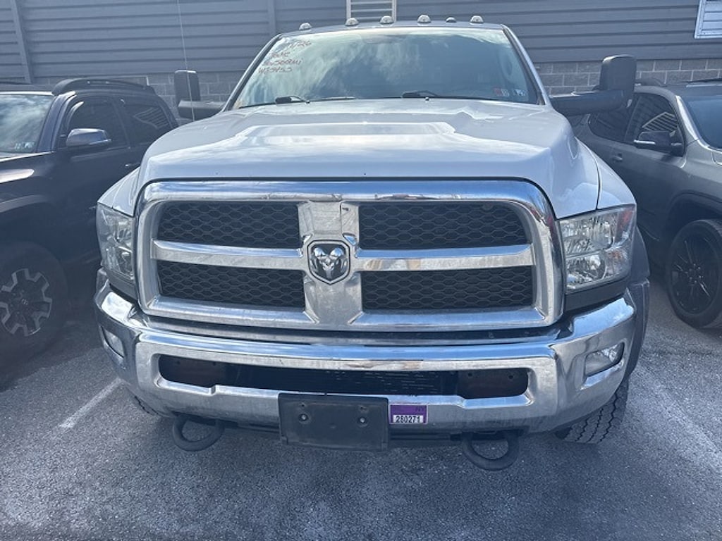 Used 2018 Ram 5500 Chassis Tradesman/SLT Truck Regular Cab