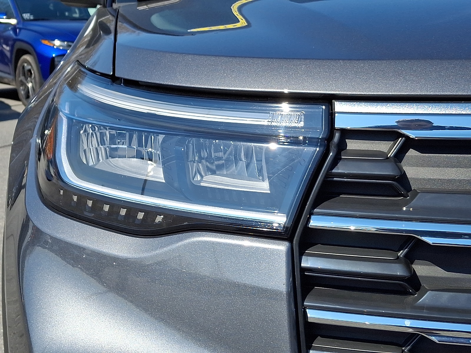2025 Ford Explorer Active - Photo 9