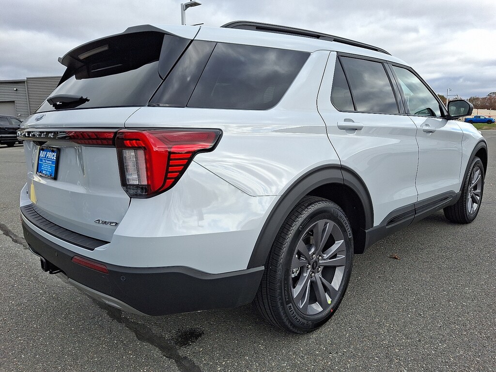 New 2026 Ford Explorer Active SUV
