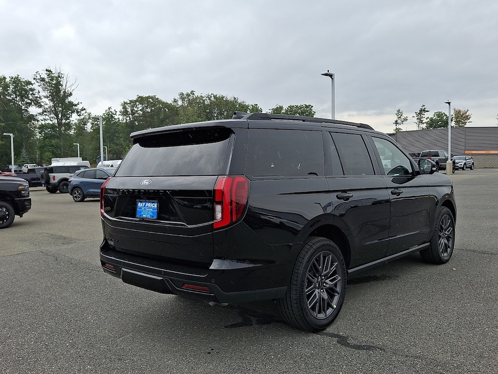 New 2027 Ford Expedition Platinum SUV