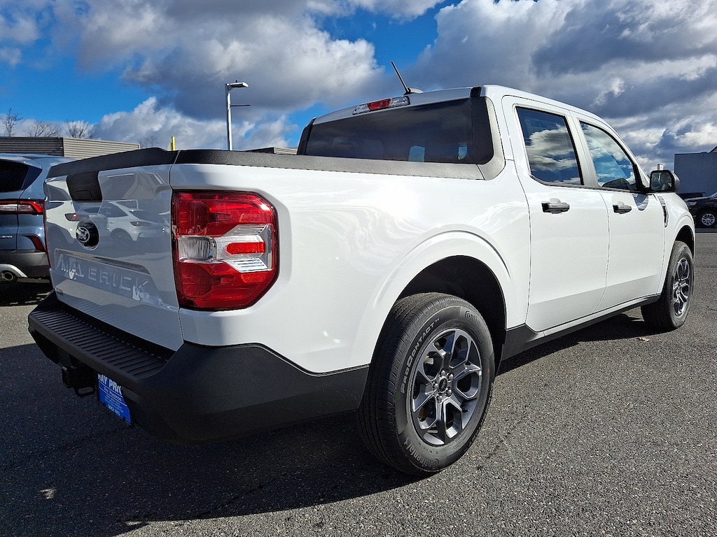 New 2025 Ford Maverick XLT