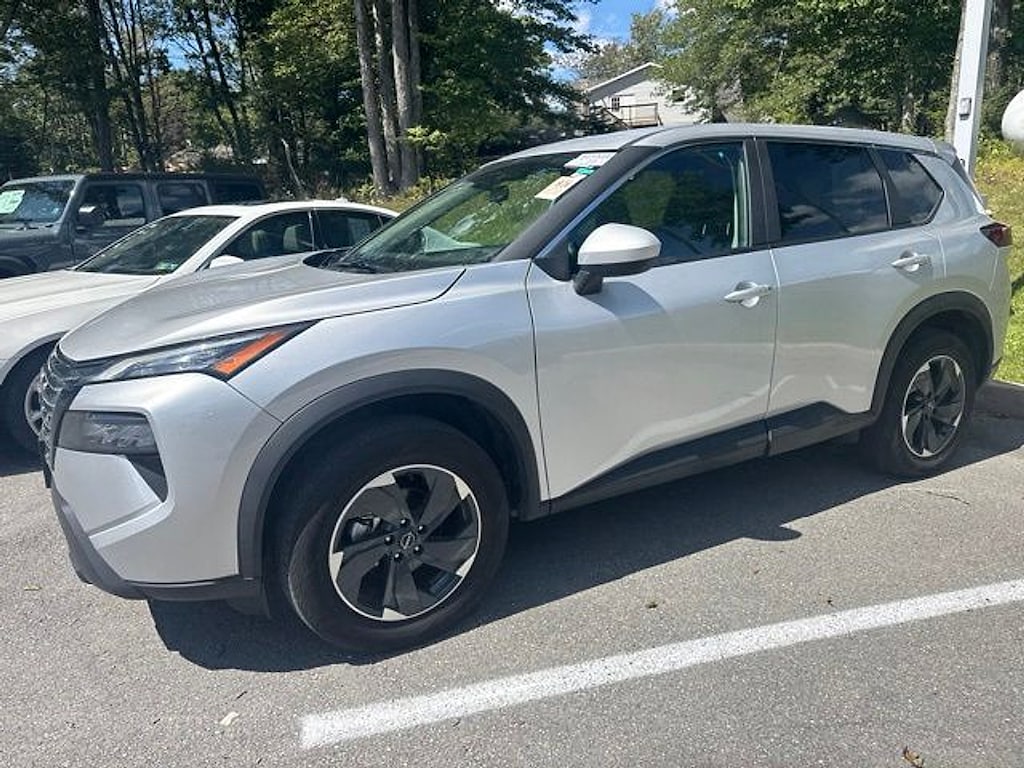 Used 2025 Nissan Rogue SV SUV