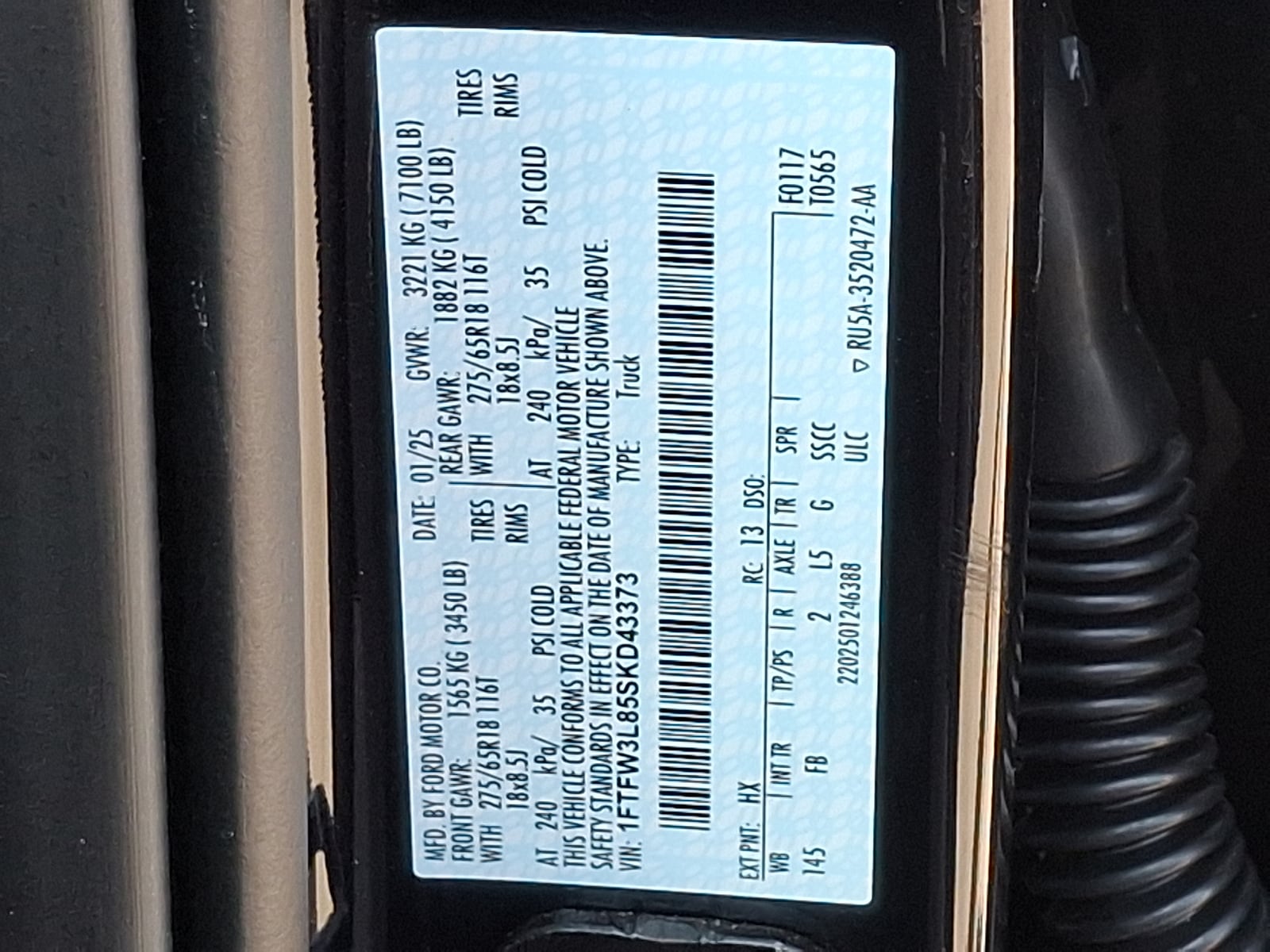 2025 Ford F-150 XLT - Photo 18