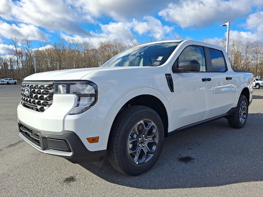 New 2025 Ford Maverick XLT
