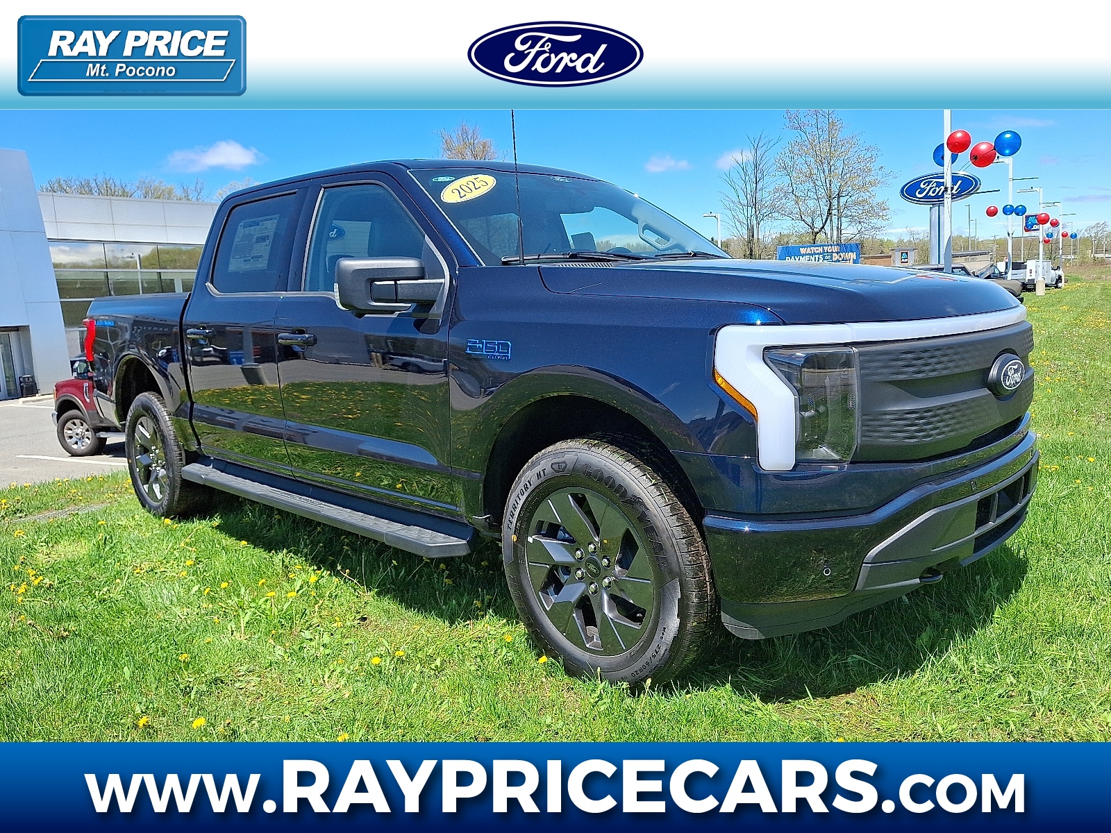 2025 Ford F-150 Lightning Flash's photo