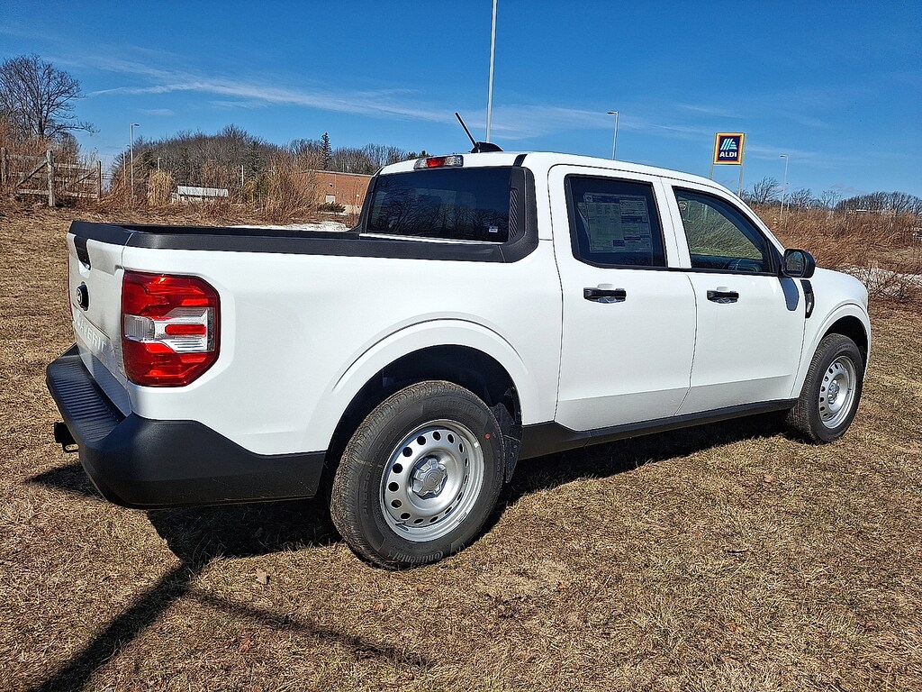 New 2026 Ford Maverick XL Truck SuperCrew