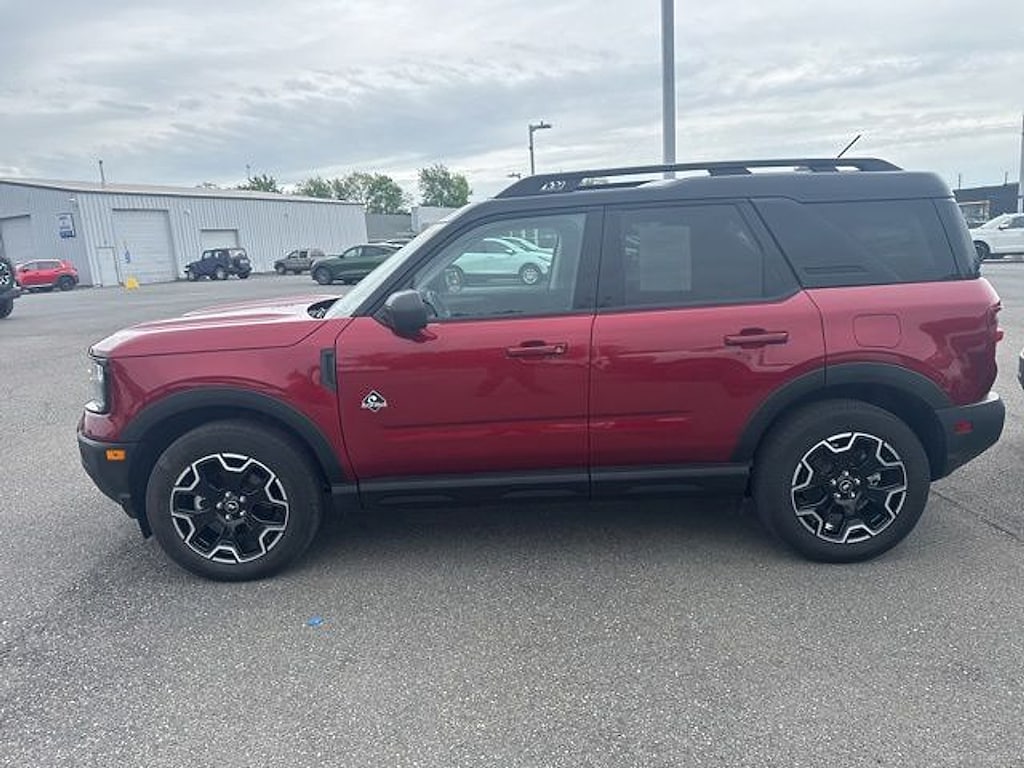 Used 2025 Ford Bronco Sport Outer Banks SUV