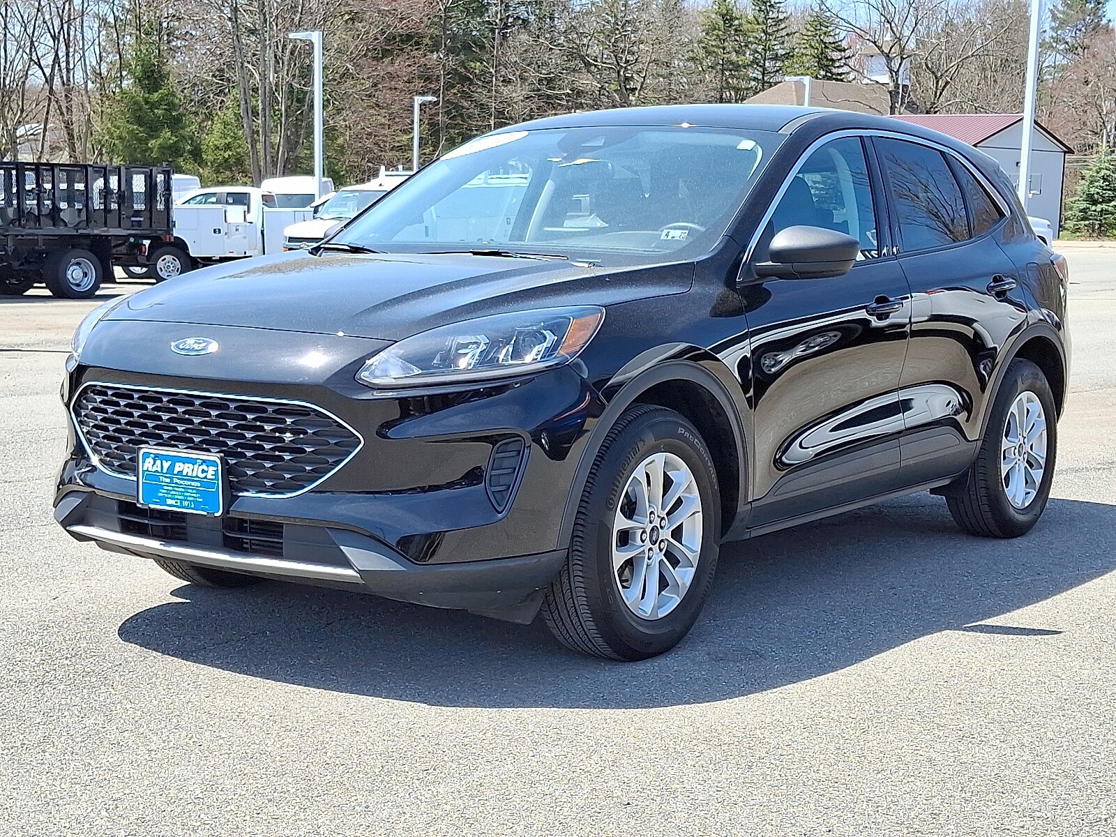 2022 Ford Escape SE photo 3
