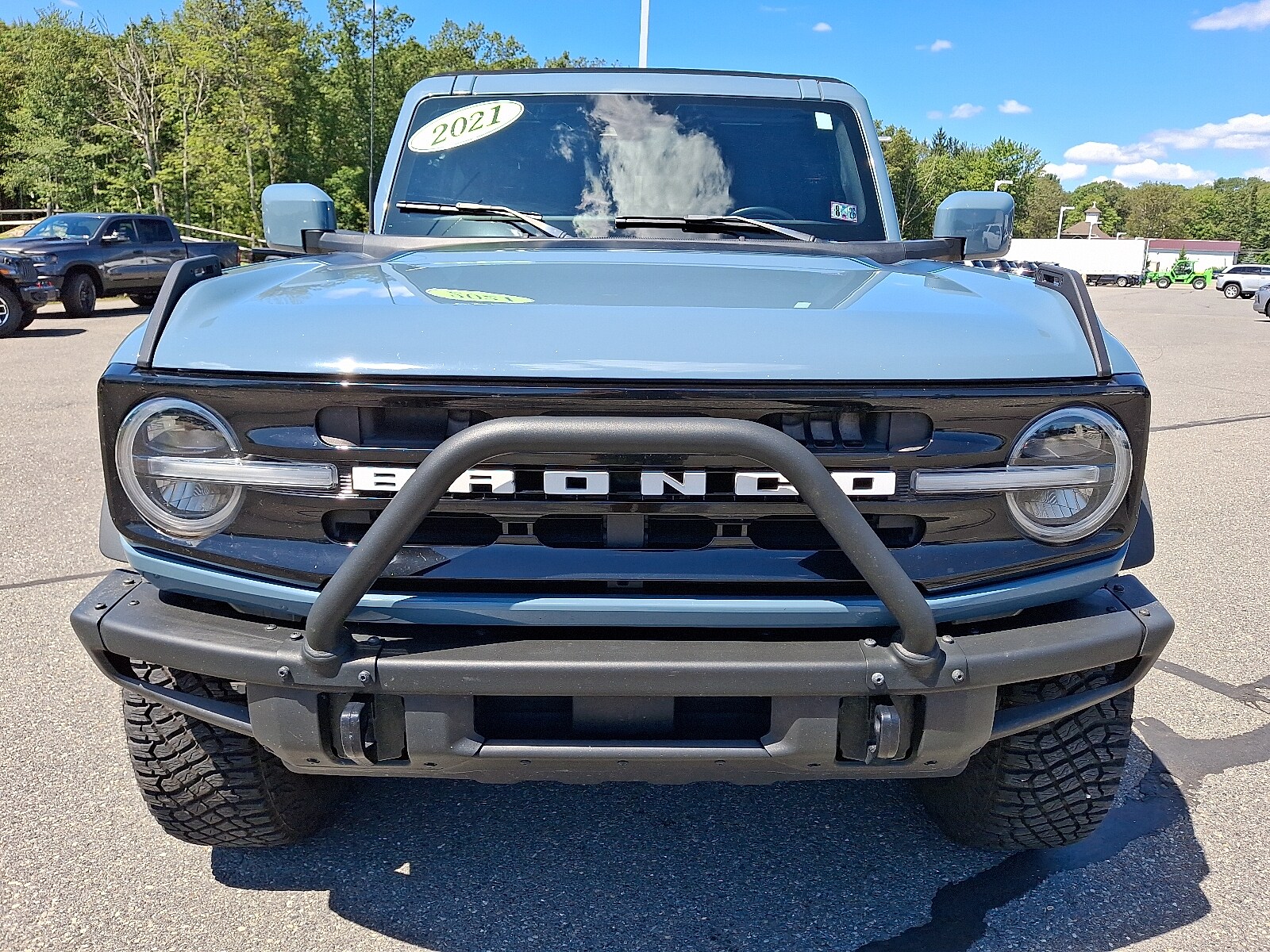 2021 Ford Bronco photo 2