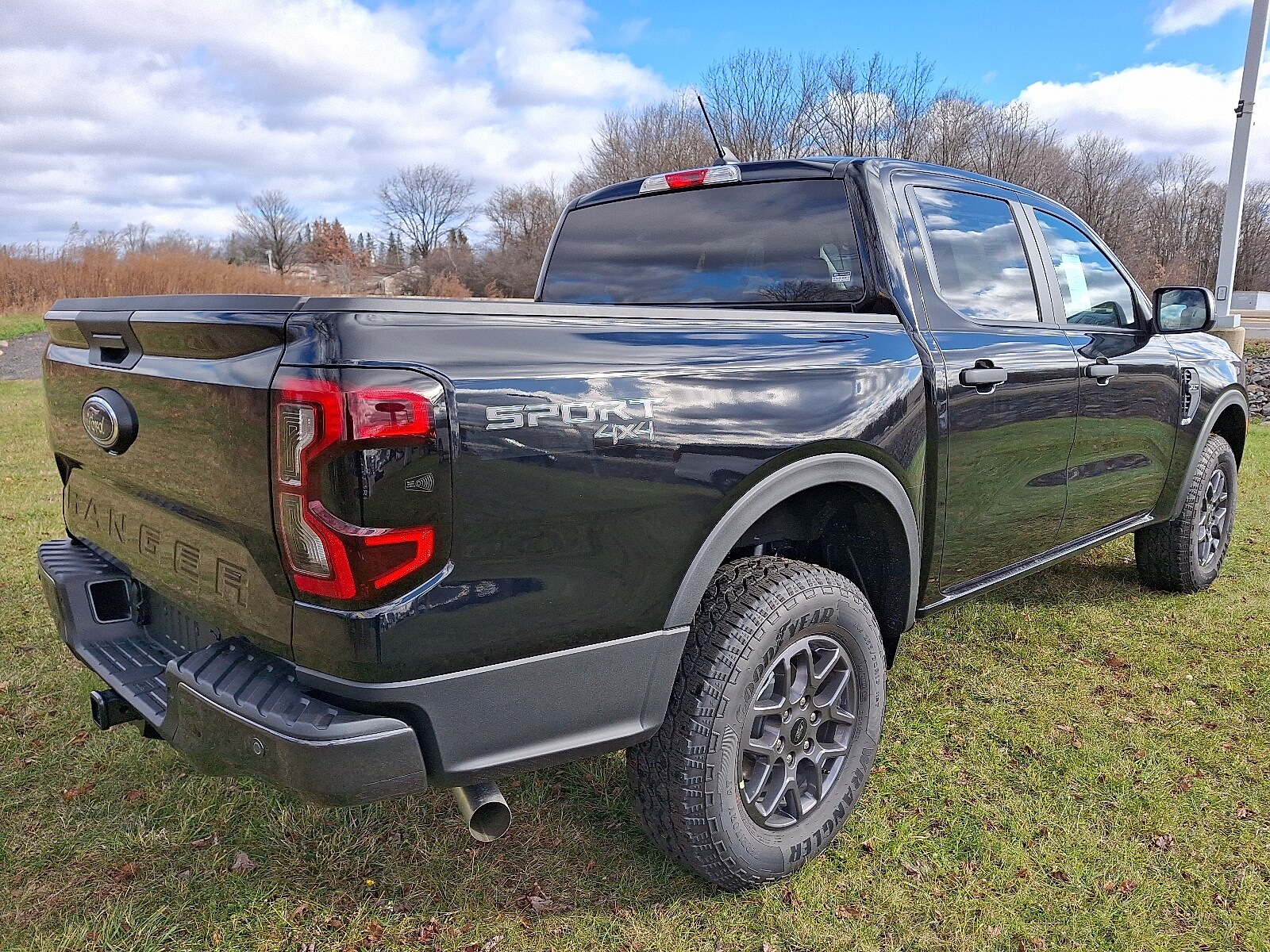 2025 Ford Ranger XLT photo 3