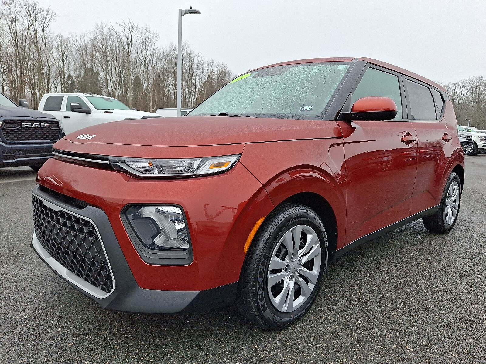 2022 Kia Soul LX photo 3