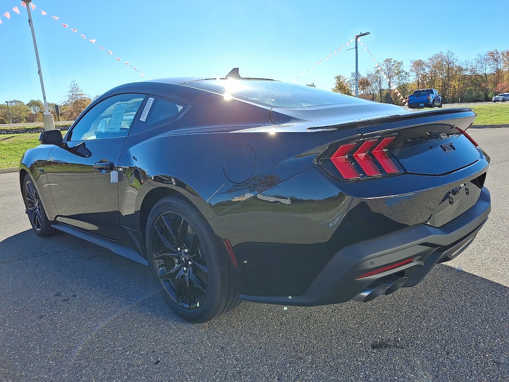 New 2025 Ford Mustang GT Premium Fastback Coupe