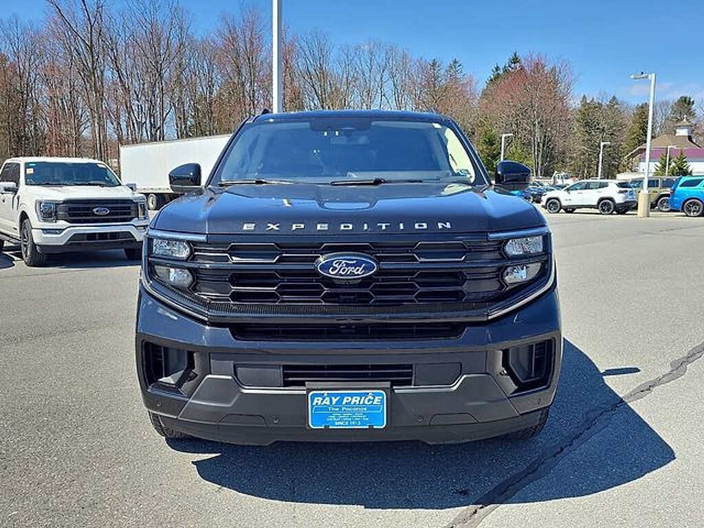 Used 2025 Ford Expedition Max Active SUV