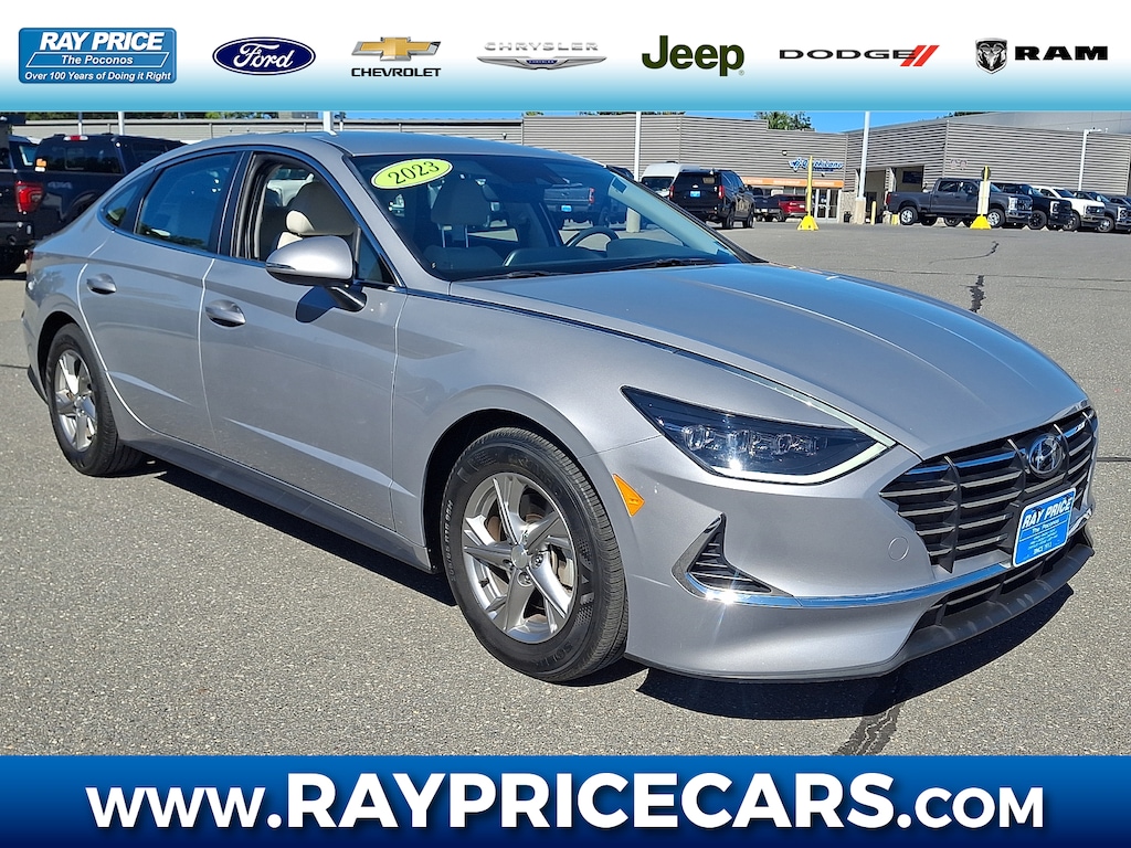 Used 2023 Hyundai Sonata SE Sedan