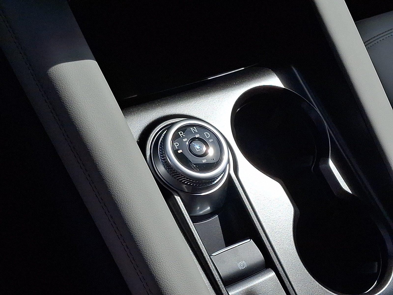2026 Ford Explorer Active - Photo 10
