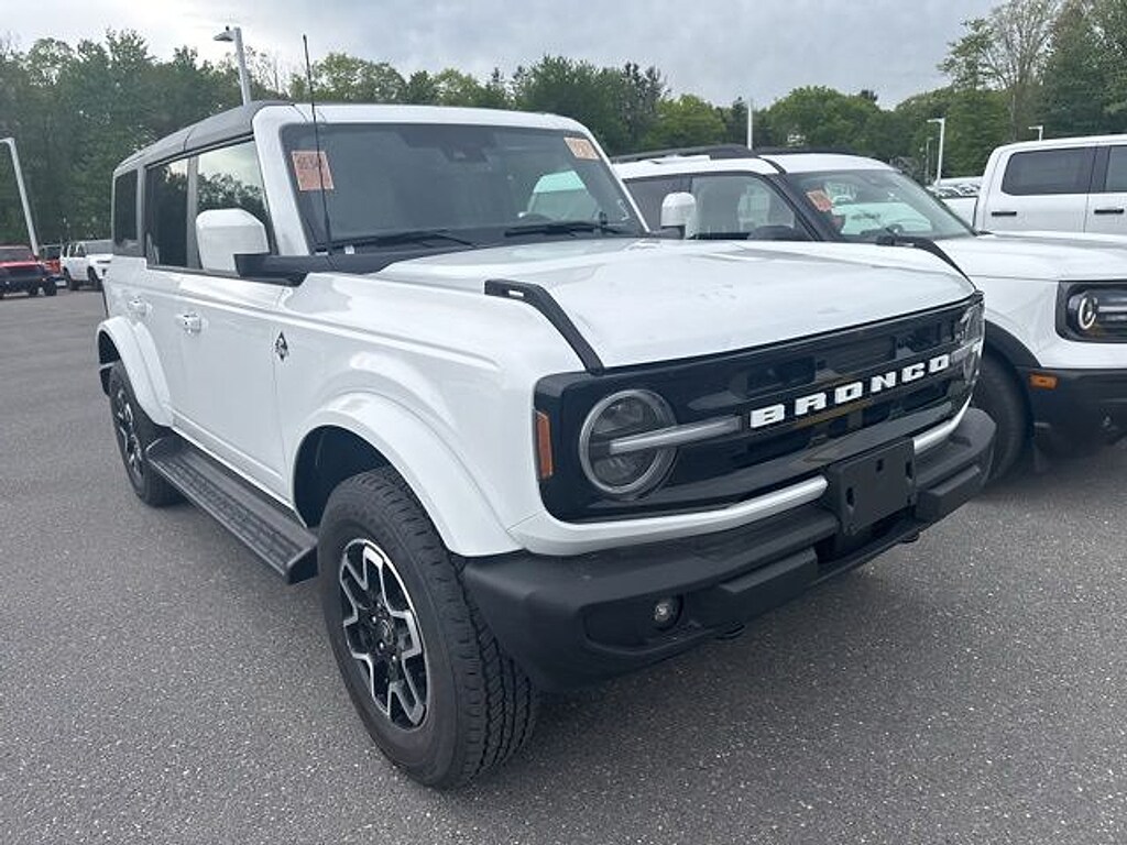 Used 2025 Ford Bronco Outer Banks SUV