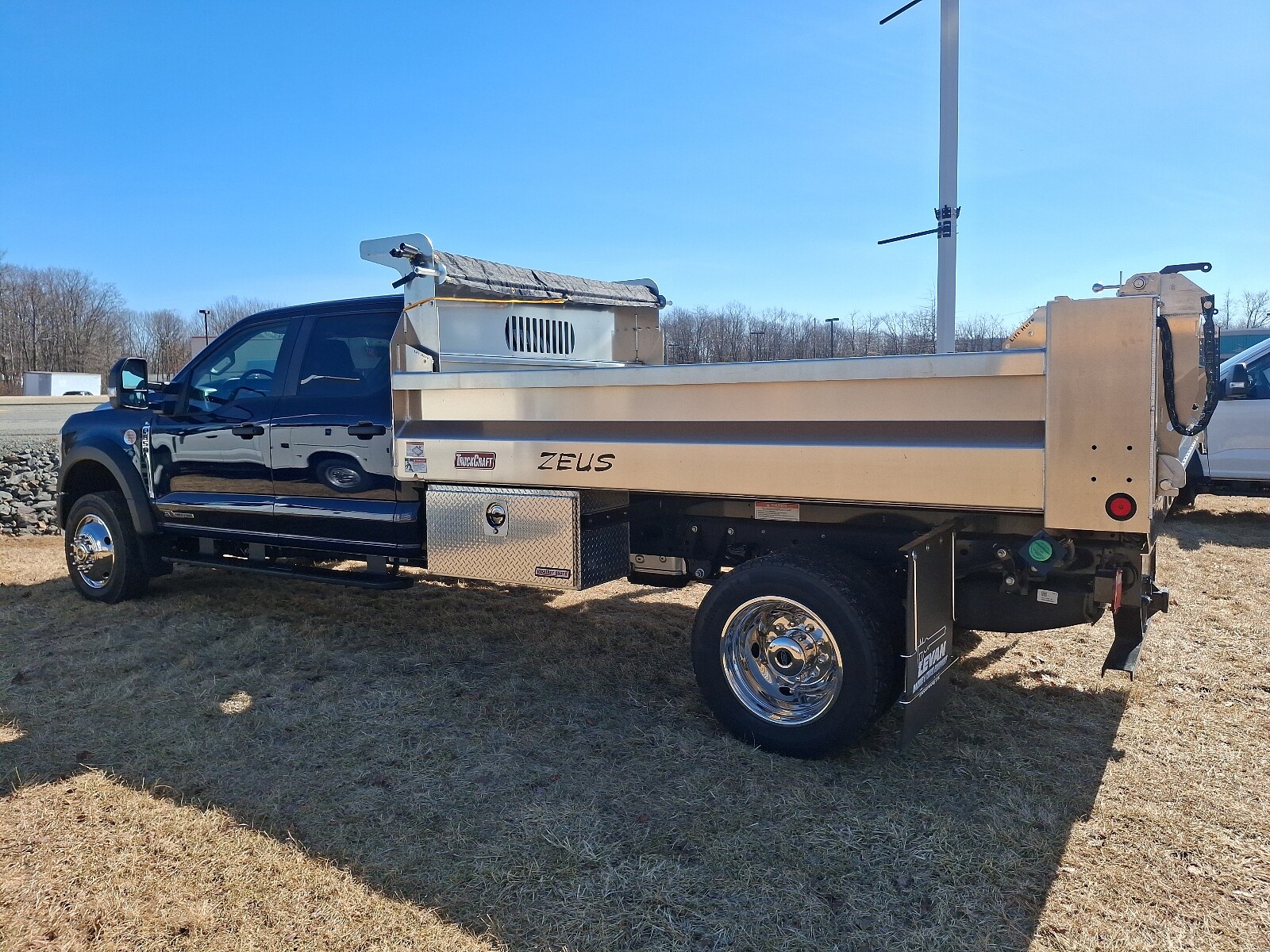 2024 Ford F-550 XL photo 3