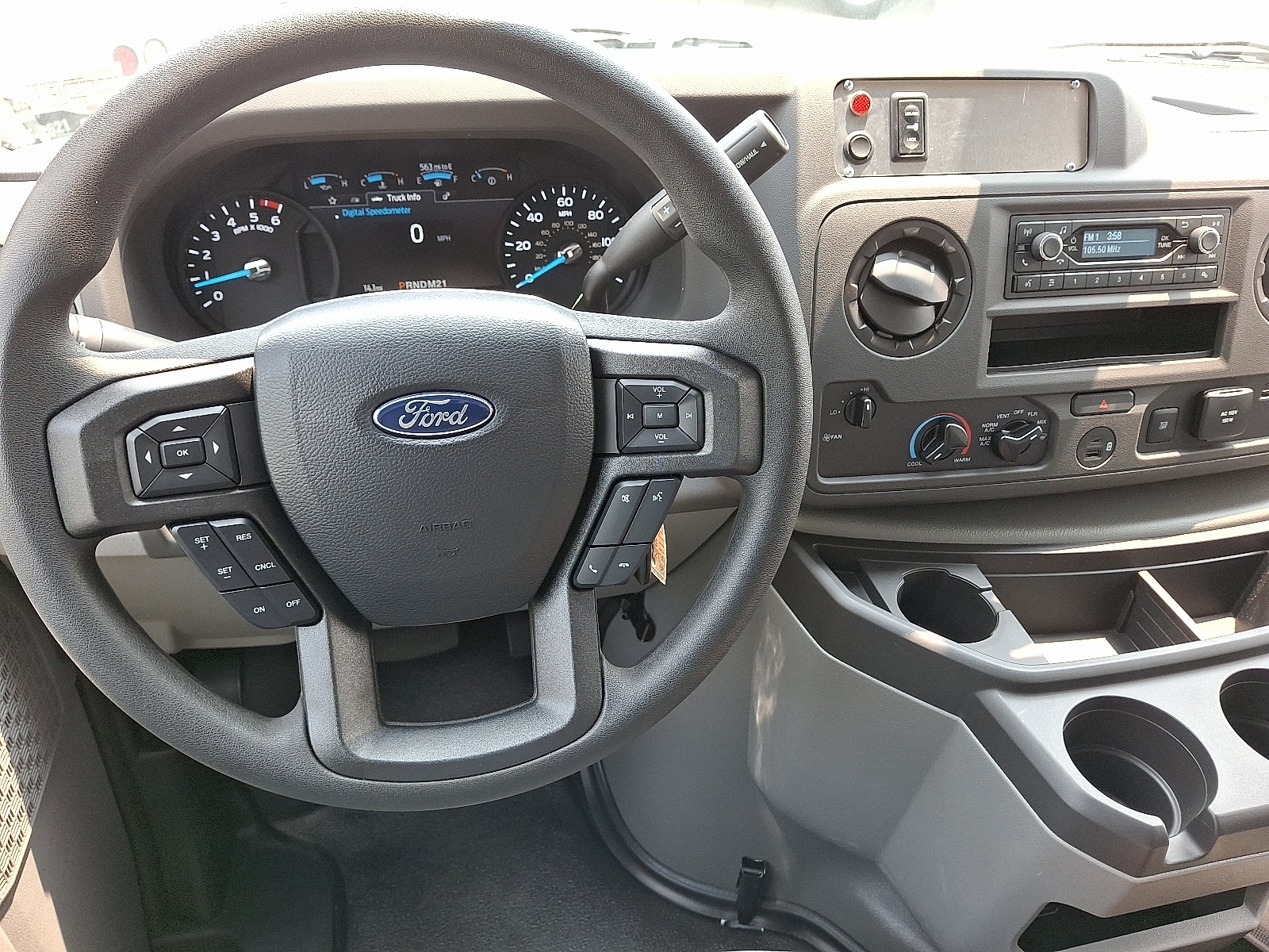 2026 Ford E-Series Cutaway Base - Photo 6