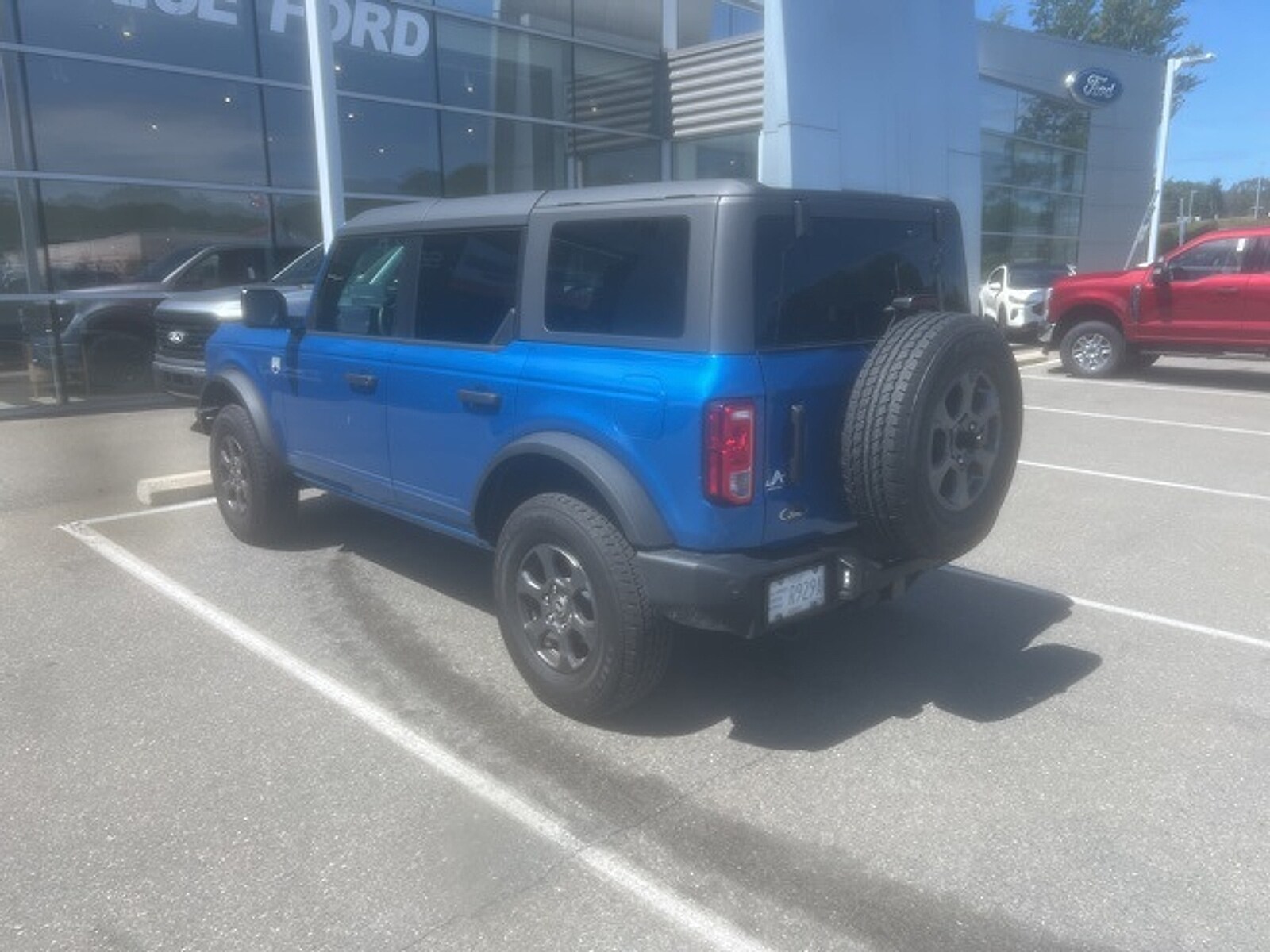 2024 Ford Bronco Big Bend photo 3