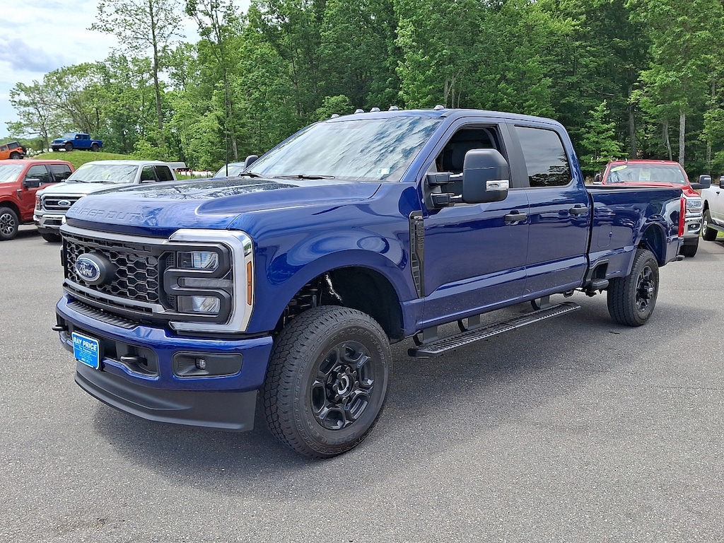 New 2026 Ford F-350 XL Truck Crew Cab