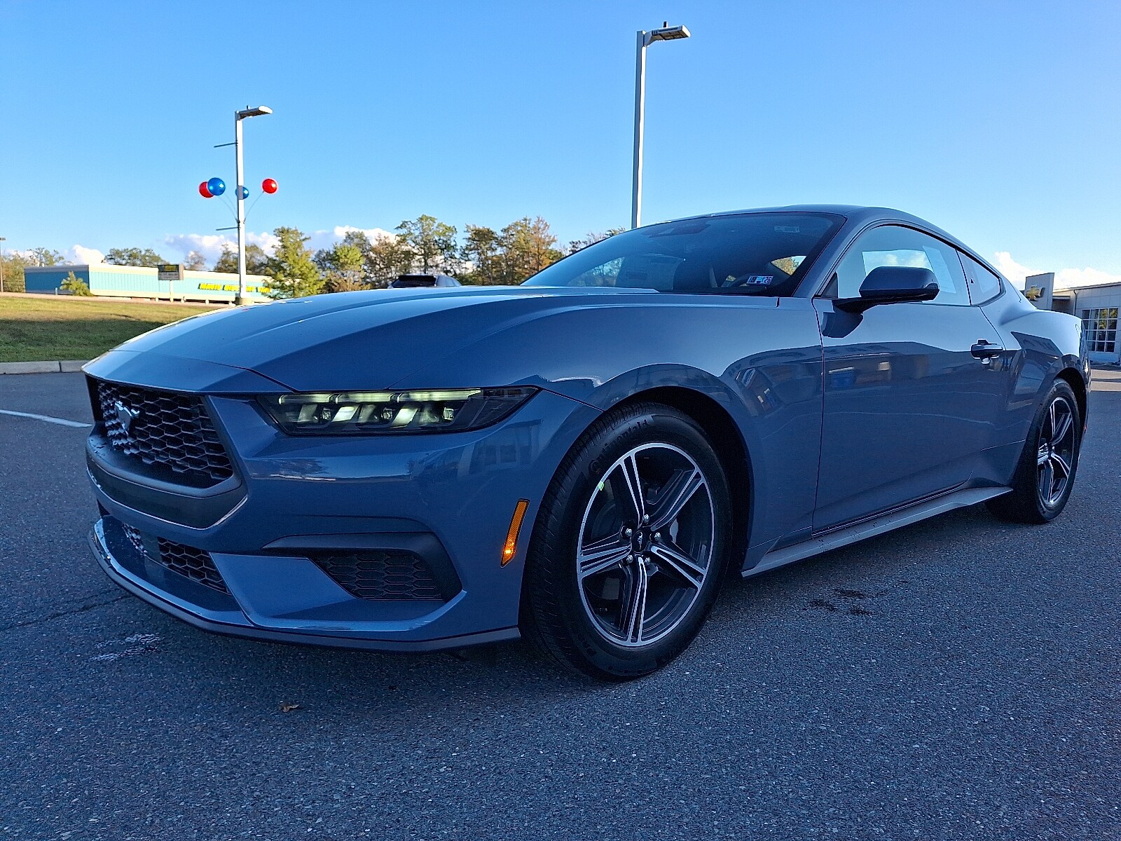 2025 Ford Mustang EcoBoost photo 2