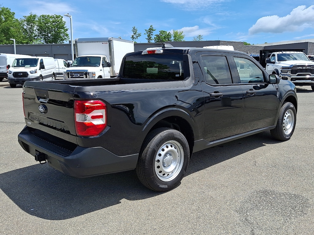 New 2026 Ford Maverick XL Truck SuperCrew
