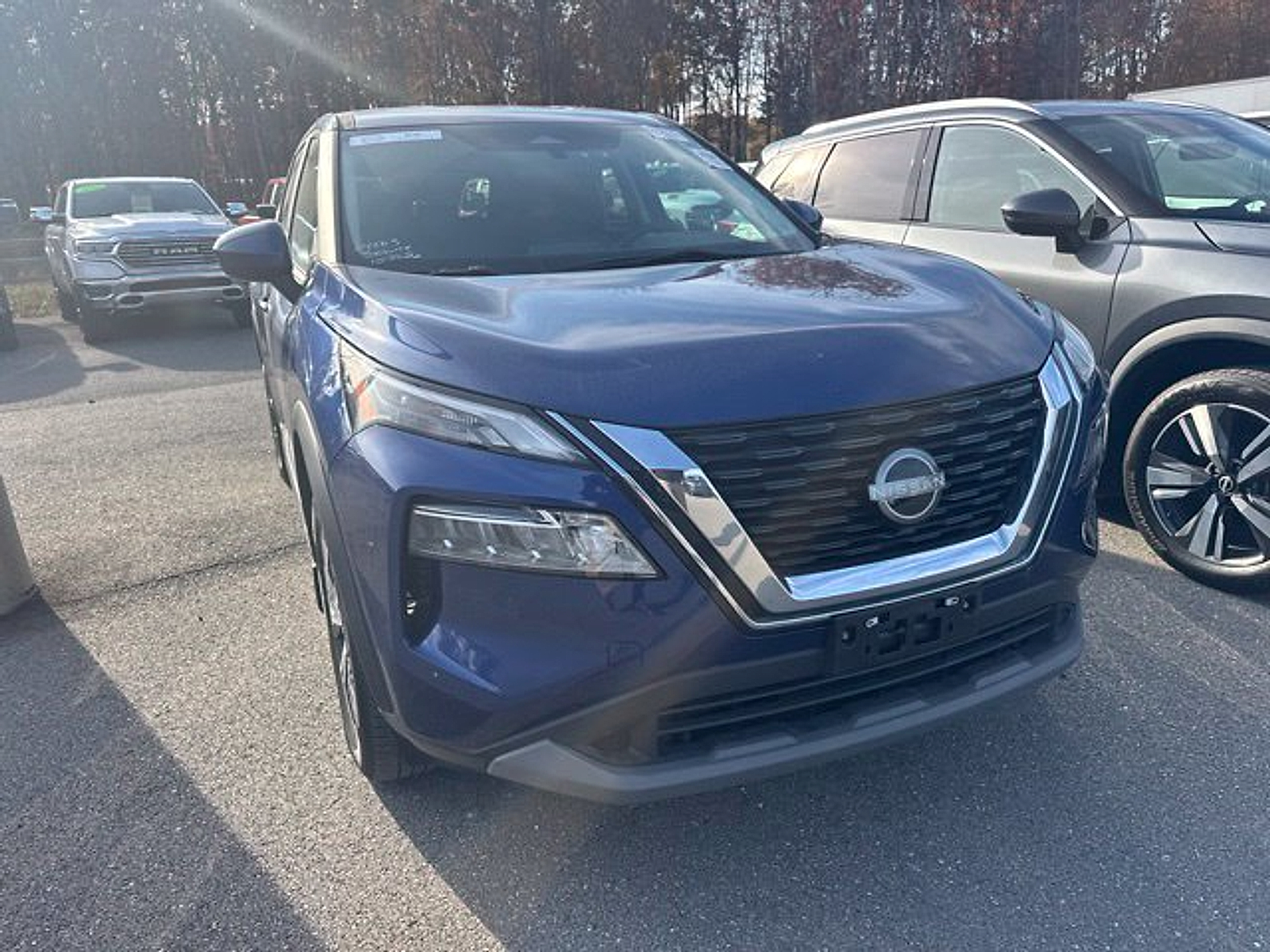 Used 2023 Nissan Rogue SV SUV