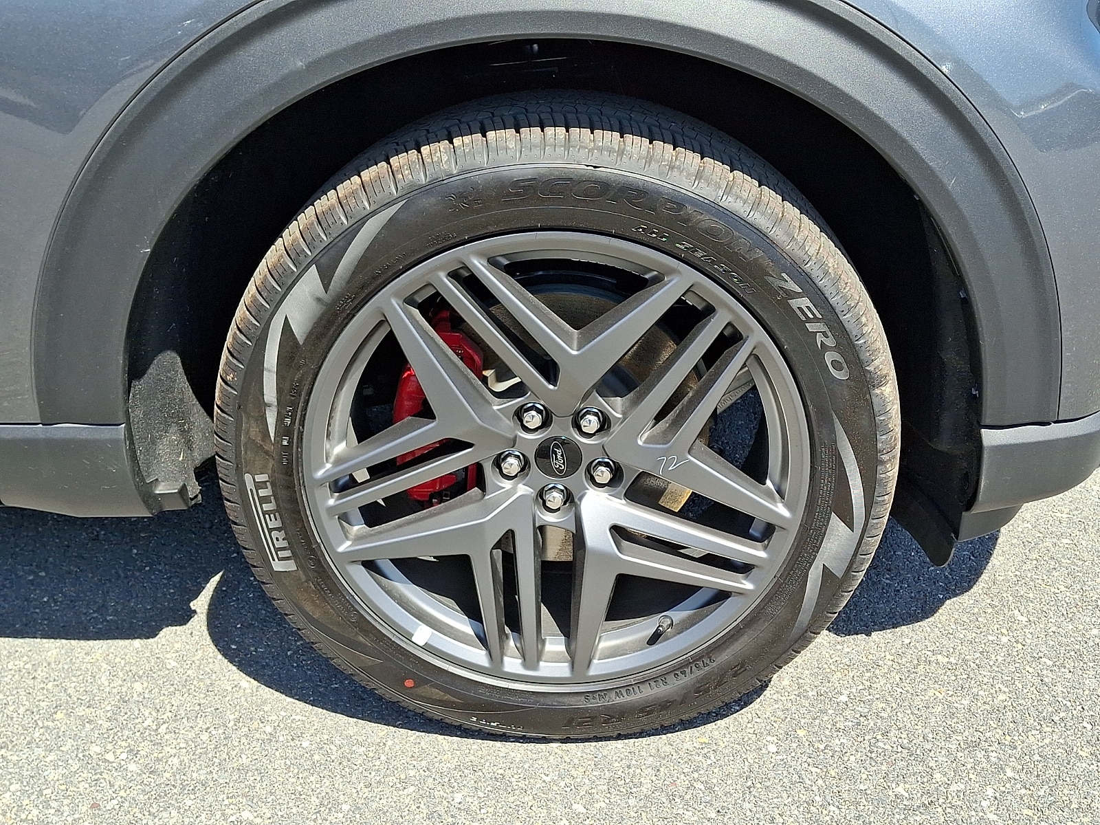 2026 Ford Explorer ST-Line - Photo 5