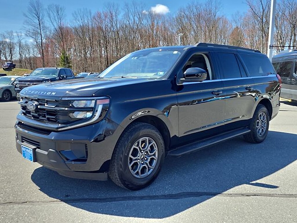 Used 2025 Ford Expedition Max Active SUV